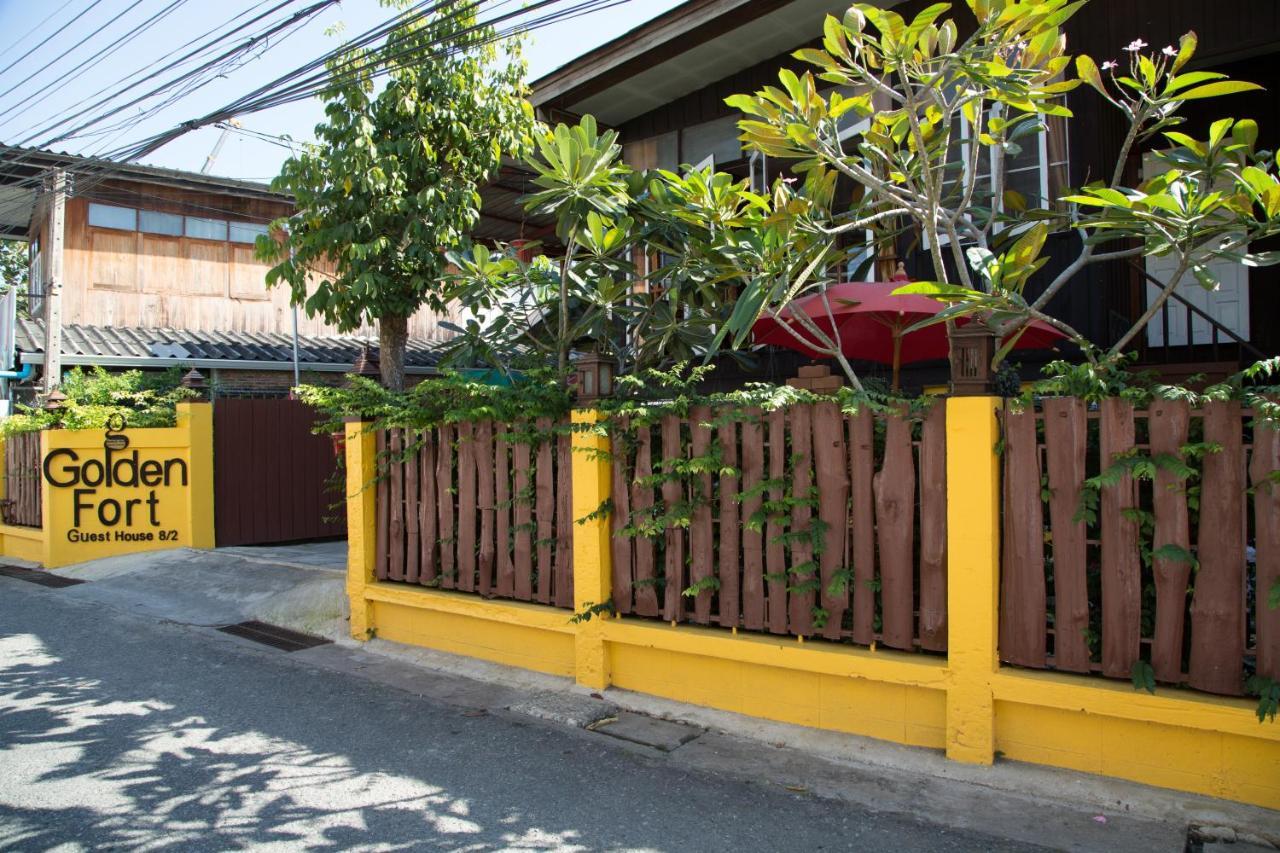 Golden Fort Guesthouse Chiang Mai Exterior foto